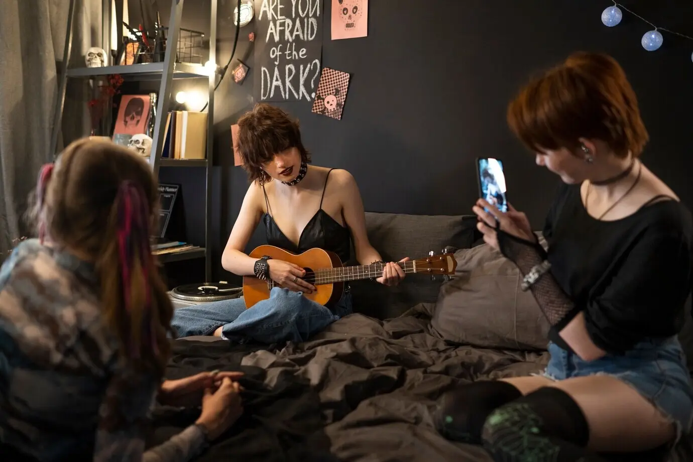 Medium shot of friends spending time together.